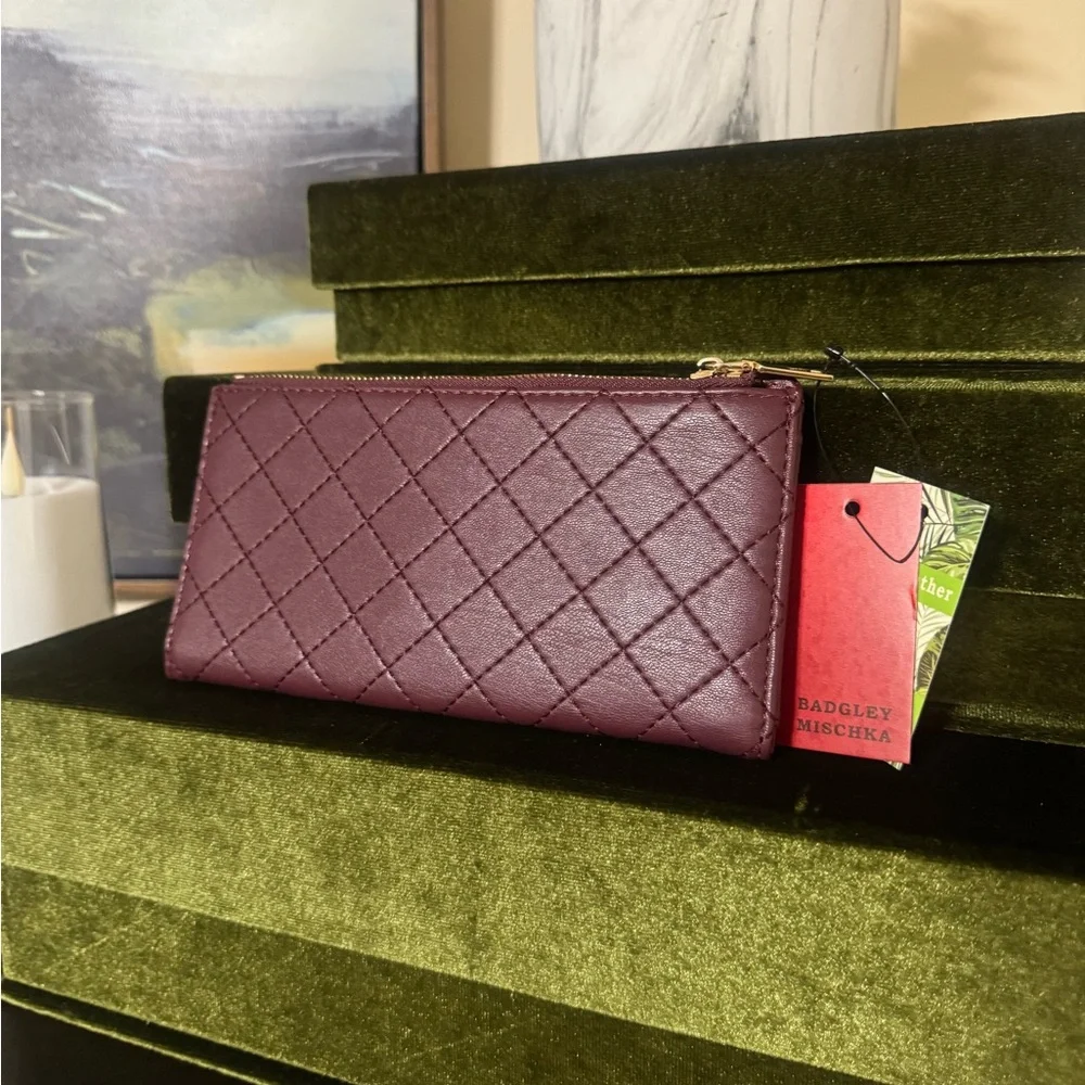 Elegant Bagley Mishka Quilted Burgundy Clutch-NWT